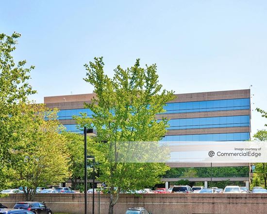 Lake Fairfax Business Center VII
