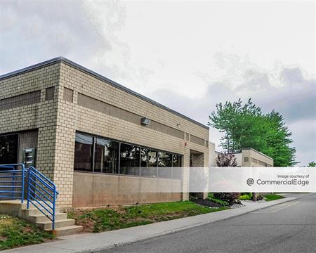 Office space for Rent at 4 Ethel Road in Edison