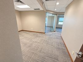 868 SF Corner Office Suite