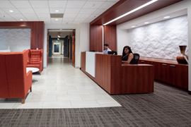 Regus - US Bank Tower