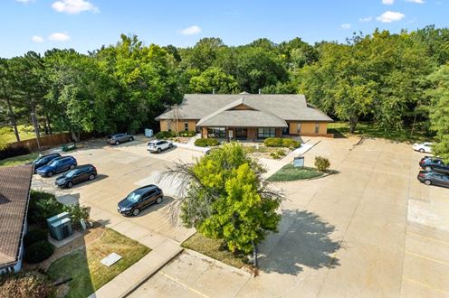 5113 N Executive Dr Suite 106