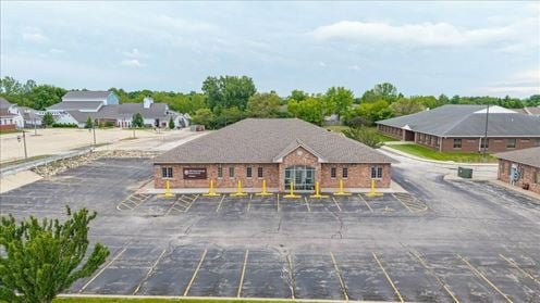 3322 W Willow Knolls Dr