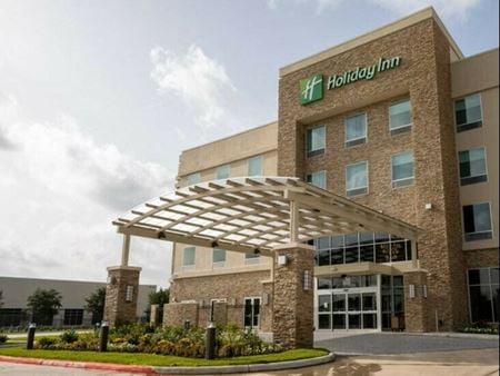 Other space for Sale at 3539 N Sam Houston Parkway W in Houston