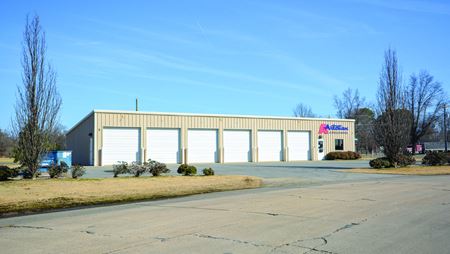 Industrial space for Rent at 7704 Fluid Dr. in Little Rock