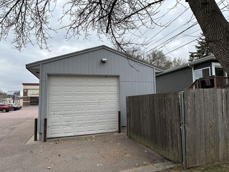 Photo of commercial space at 405 W 16th St in Sioux Falls