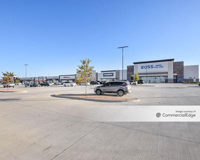 The Shops at Chisholm Trail