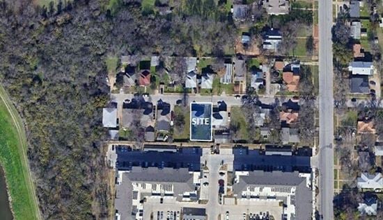900 Greer St