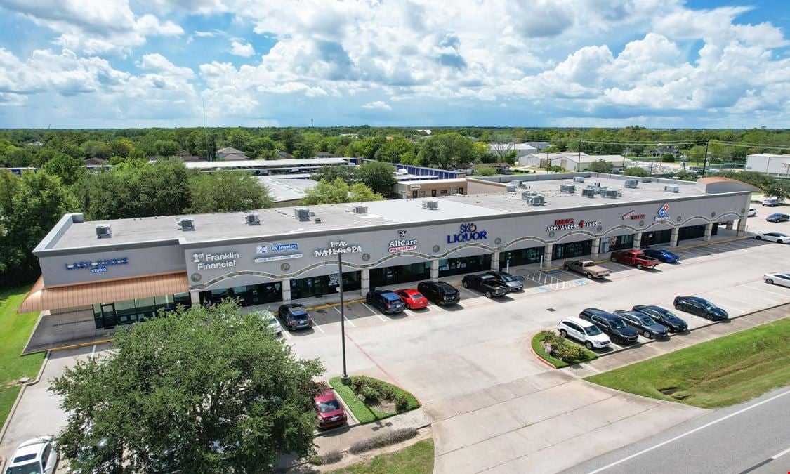 West Pearland Plaza