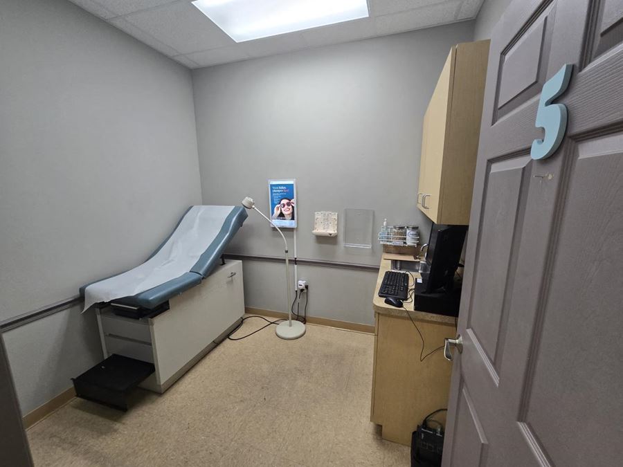 Riverview Medical Plaza
