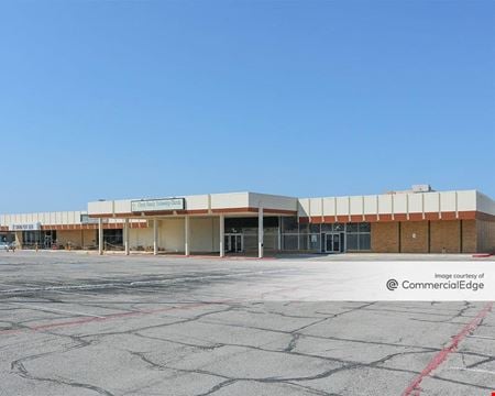 Retail space for Rent at 1313 Brown Trail in Bedford