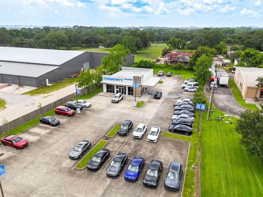 ±8.71 Acre Mixed-Use Portfolio Near Hwy 90 and Airport