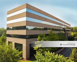 575 Maryville Centre Building
