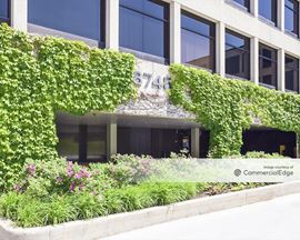 O'Hare Plaza - 8745 West Higgins