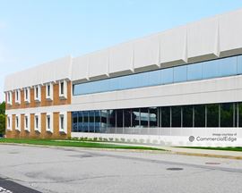 6800 Jericho Turnpike