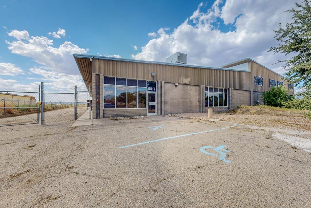 Academy Pkwy Warehouse with 0.44 acres of Gated and Paved Yard