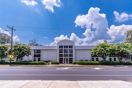 Commercial space for Rent at 823 North Elm Street in Greensboro