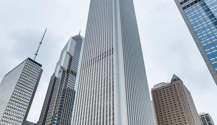 Carr Workplaces - AON Center Chicago