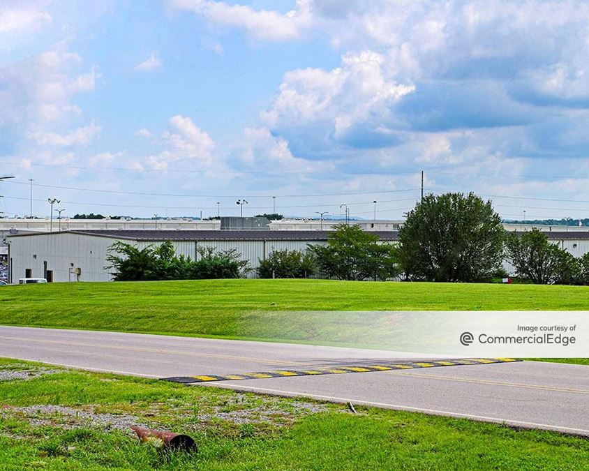 983 Nissan Drive, Smyrna, TN 37167