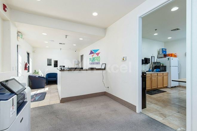 220 Commerce Park Ct