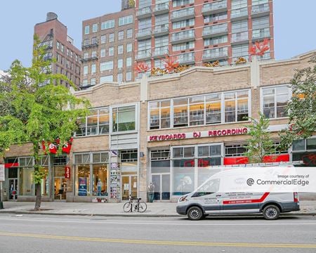 Retail space for Rent at 25 West 14th Street in New York