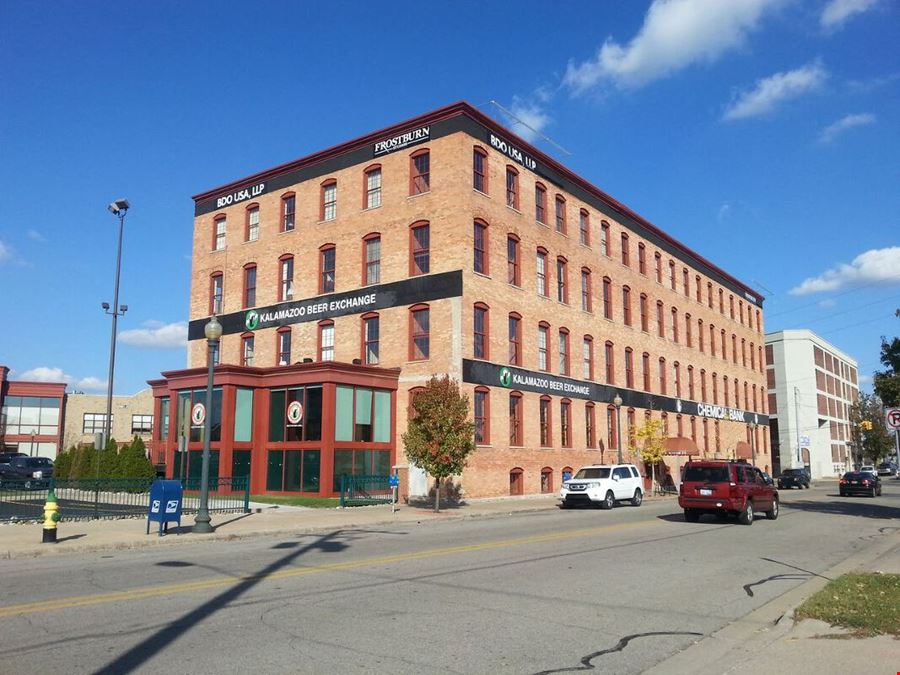 The Globe Building