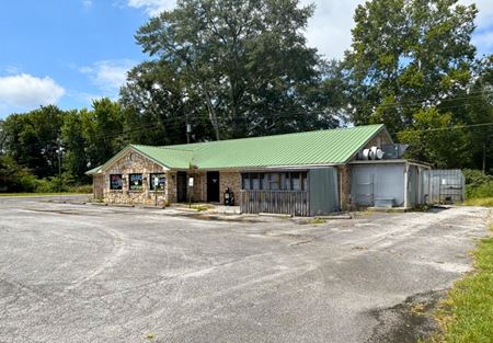 Unassigned space for Sale at 607 4th St. NW in Red Bay