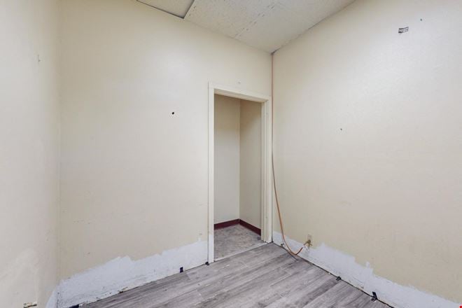 1823 Commercial St NE Suite A