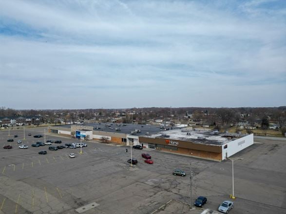 33100-33250 Schoenherr Road