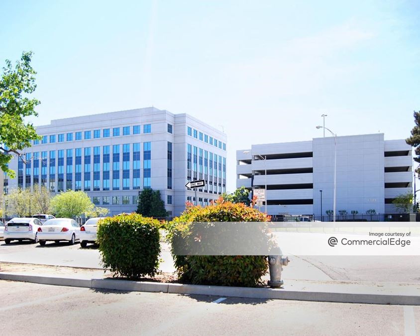 1325 Broadway Plaza, Fresno, CA 93721