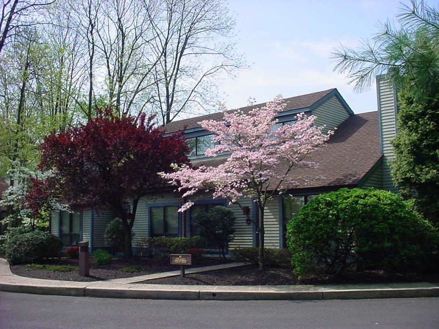 Executive Mews at Cherry Hill