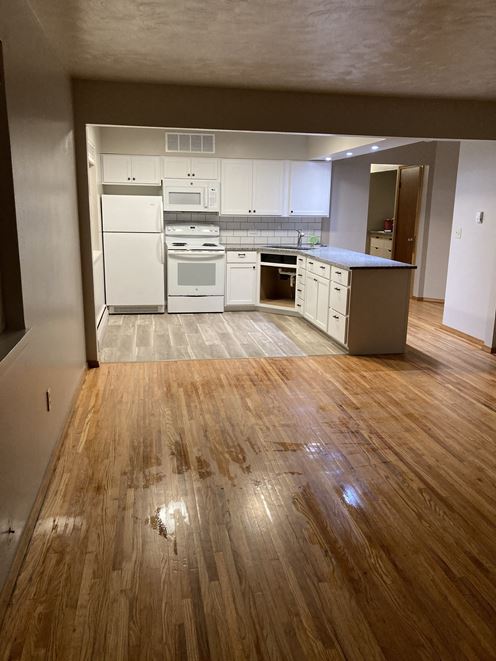 1821 W 9th Ave