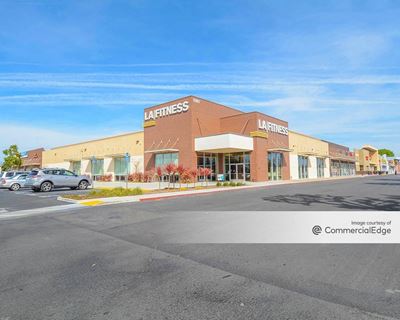 Oxnard Port Place Shoppes