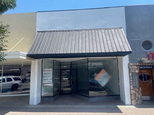 High Exposure Retail Shop Space in Downtown Porterville