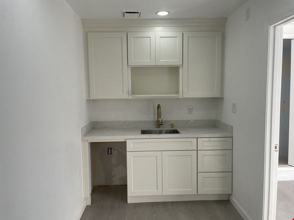 1919 Grand Canal Blvd. Suite C-7
