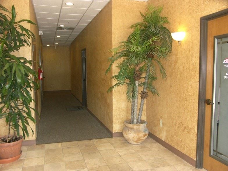 Country Club Suites