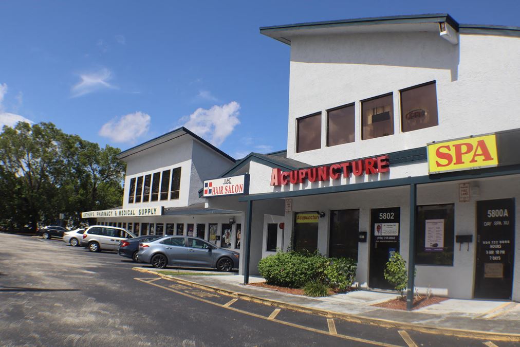 For Lease in Tamarac 1,600 +/- SQFT Second fl