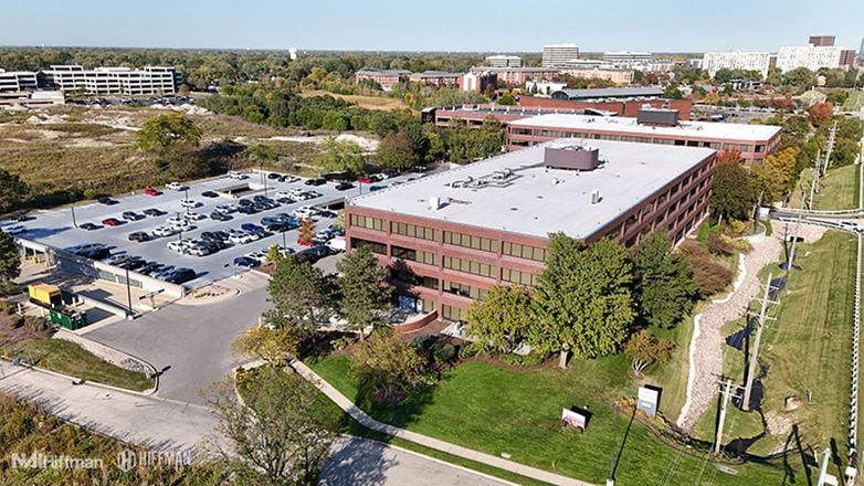 700 Butterfield Centre