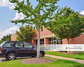 Schilling Farms Business Center