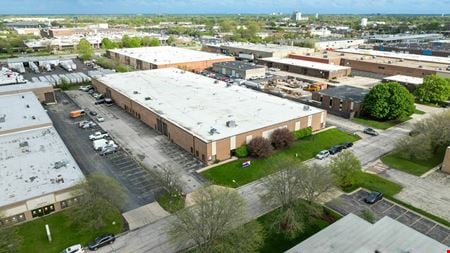 Photo of commercial space at 501-515 Vermont St in Palatine