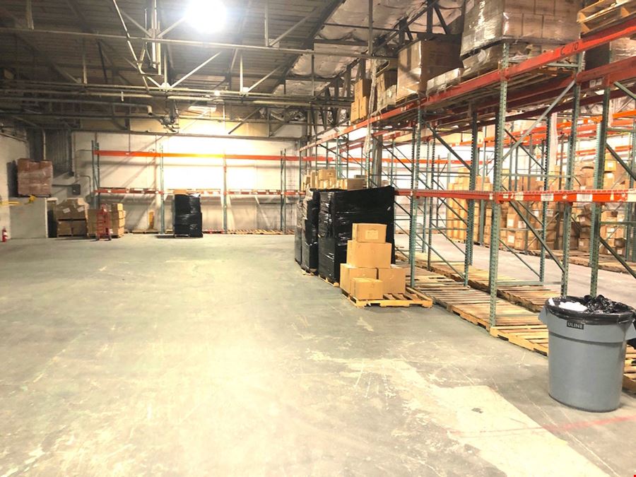 Sale/Lease 24,678 Sq.Ft. Warehouse - 20' Ceiling Height
