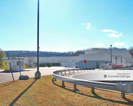 Industrial space for Rent at 910 Nestle Way in Breinigsville