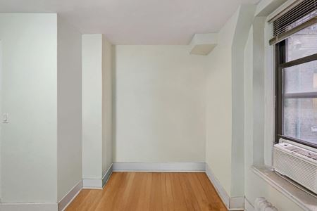 FAD-012  Space Photo Gallery 4