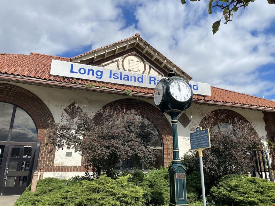 Long Beach LIRR Station Retail Space