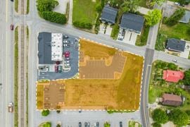 301 N Main St