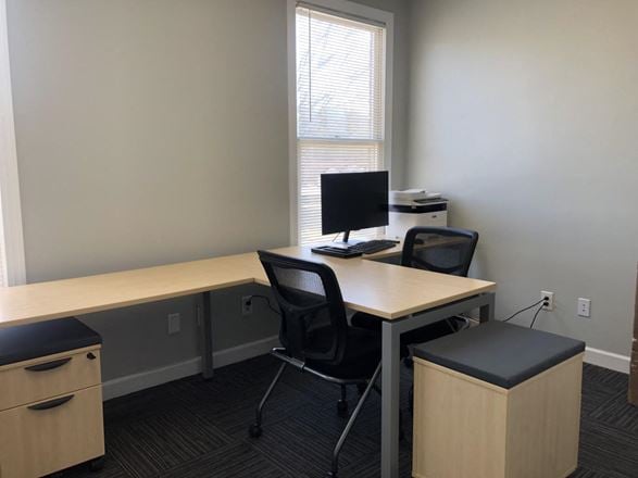 OfficeOurs - 500 Benson Road