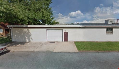 201 W Cedar St
