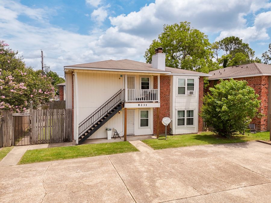 Occupied 4-Unit Multifamily Property Near Burbank Dr
