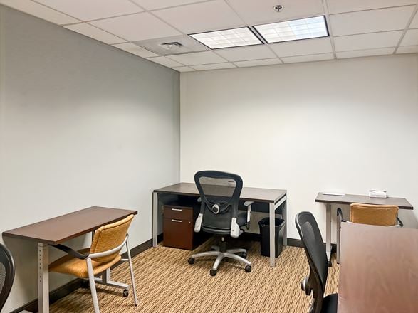 NH, Nashua – One Tara Boulevard