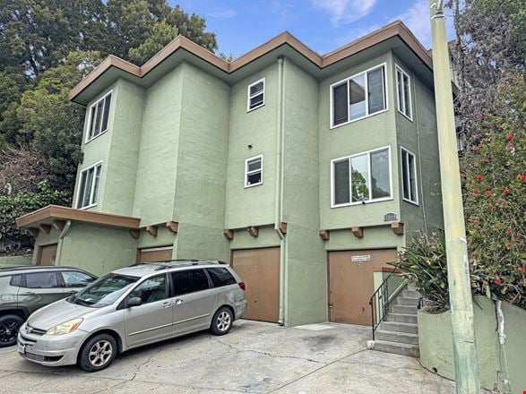 3464 Champion Street