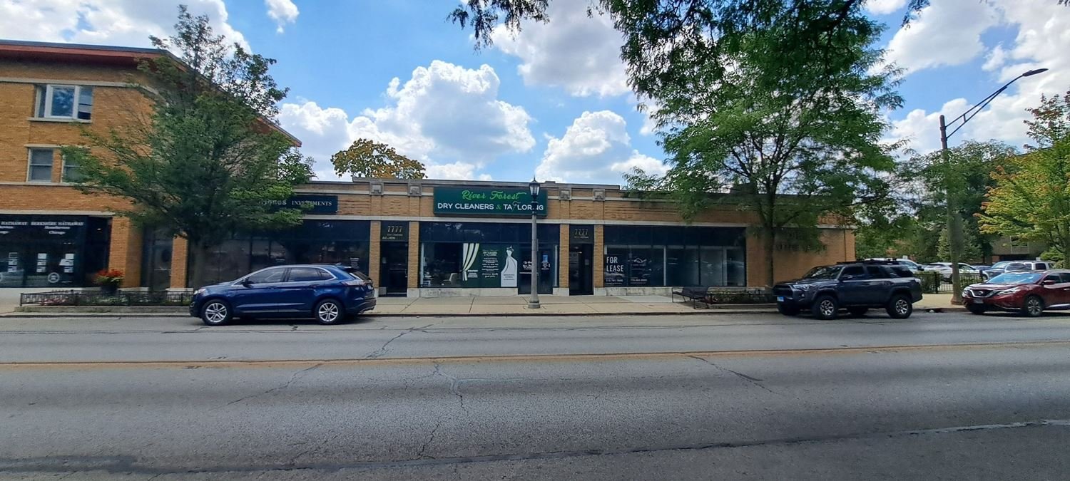 River Forest Retail/Office Suites Available